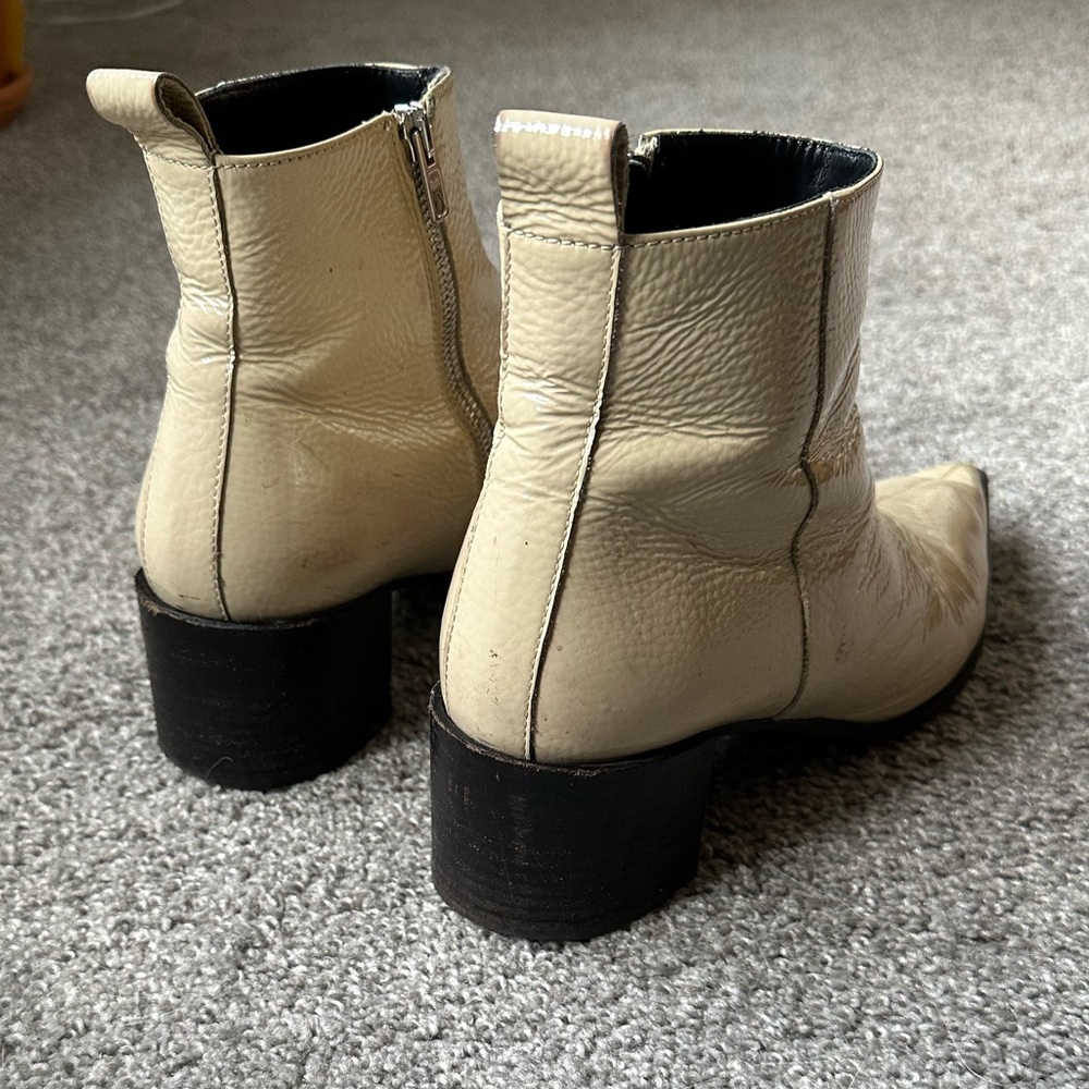 Everlane Boss Boot - Picture 5 of 7